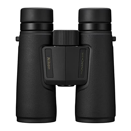 Front view of Nikon Monarch M5 binoculars.